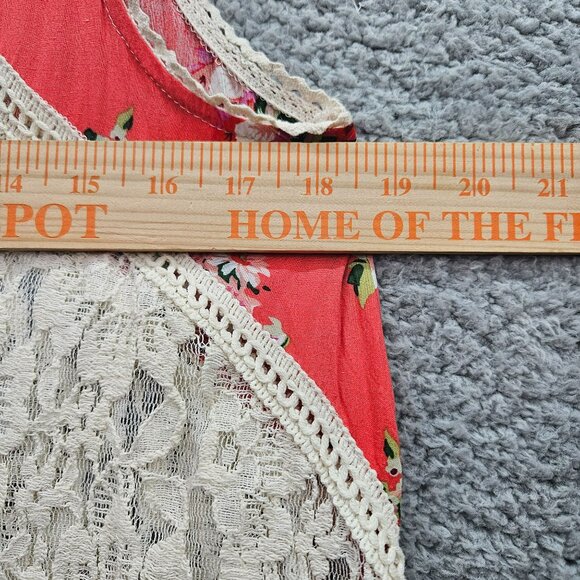 Umgee womens Floral Lace Sleeveless Tunic Top size Medium Red Ivory Boho Chic - Picture 2 of 6